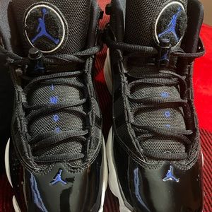 Air Jordan 6 Rings space jam size 6 youth